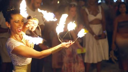 2008236369-17839063bdb474da3276d26d9458aebad625d38a32052de6821791d0f2cf422e-d_1280